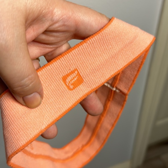 Fabletics Long Sleeve Seemless Coral Athletic Top and matching headband Large - Picture 11 of 17